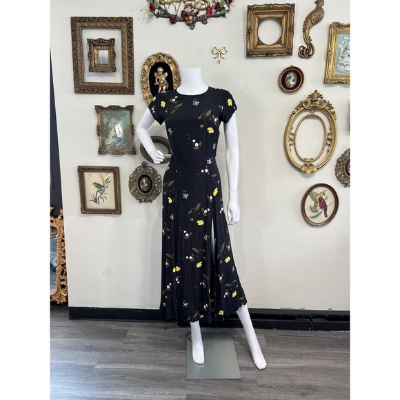 Urban Outfitters Dresses & Skirts - Urban Outfitters Black Floral Kimono Sleeve Maxi Dress Size S